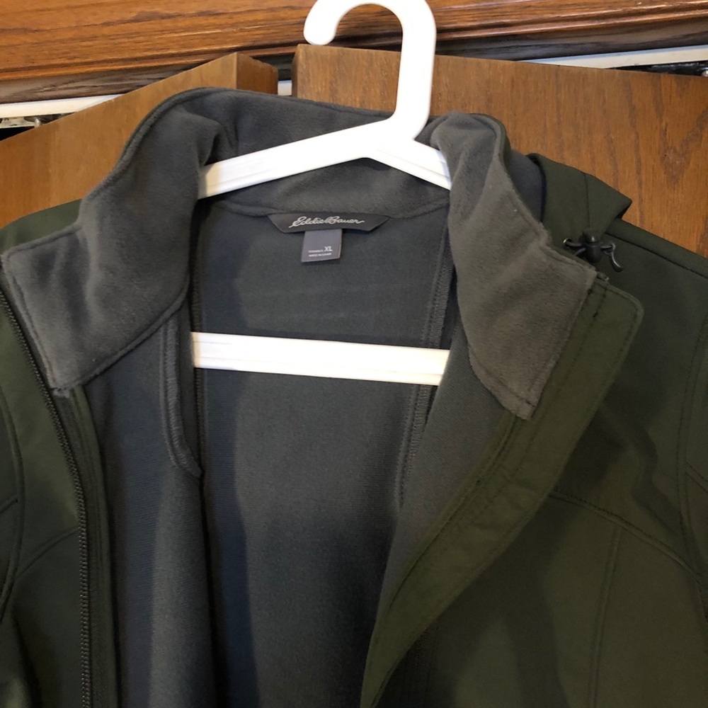 Fleece Lined Eddie Bauer Winter Jacket!